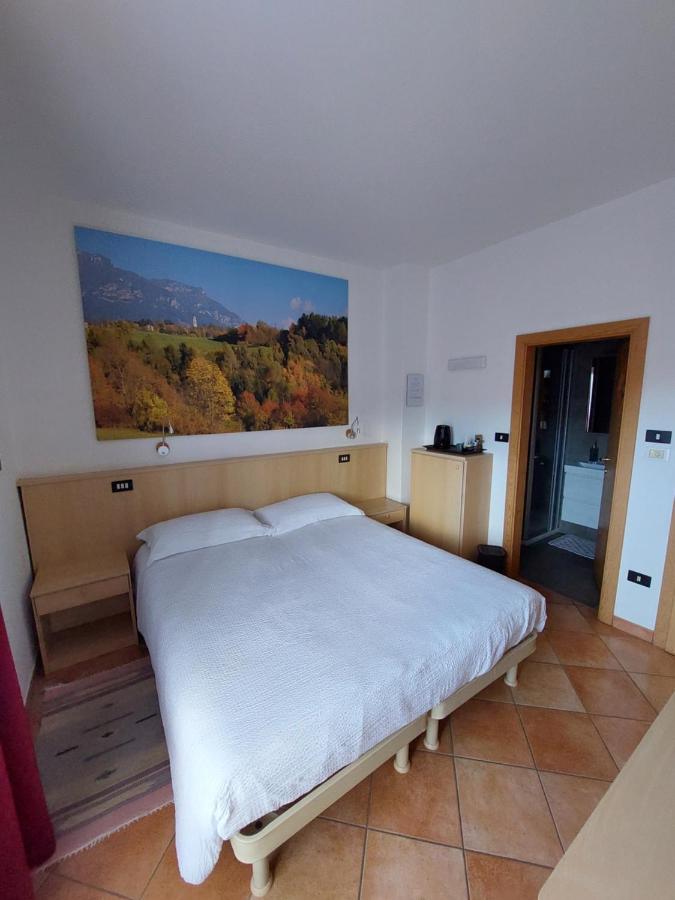 Bed & Breakfast Villa Maria Cavalese Buitenkant foto
