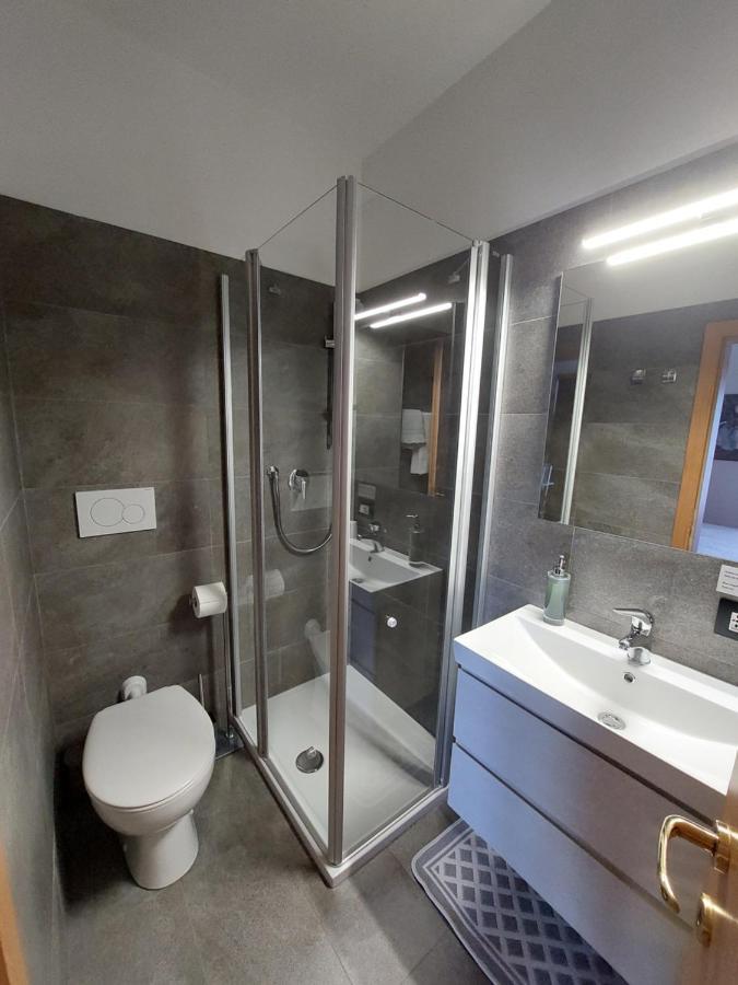 Bed & Breakfast Villa Maria Cavalese Buitenkant foto